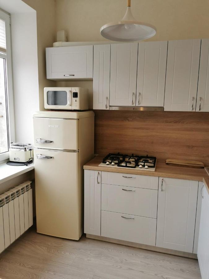 Apartment Mere 4 *